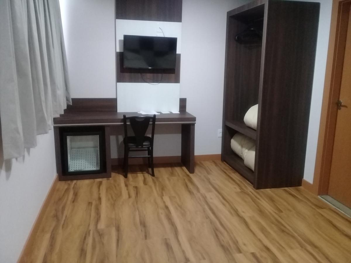 Hotel Maestro Villa Do Lago Toledo Εξωτερικό φωτογραφία